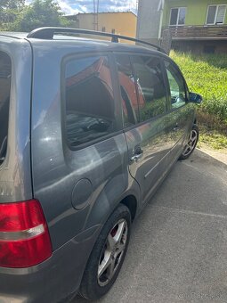 Volkswagen Touran 1.9 TDI 77kW - 3