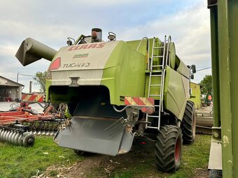 CLAAS TUCANO 470 - 3