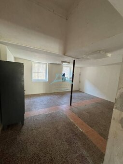 Obchodné priestory na predaj centrum mesta Šahy - 3