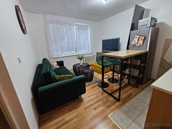 Prenajom 1,5 izbovy byt - 3