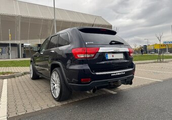 Jeep Grand Cherokee 5.7 HEMI - 3