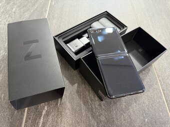 Samsung Samsung Galaxy Z Flip 256 GB Mirror Black - 3