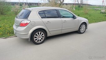 Opel Astra - 3
