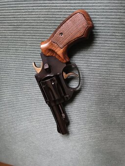 Revolver Astra 680 - 3