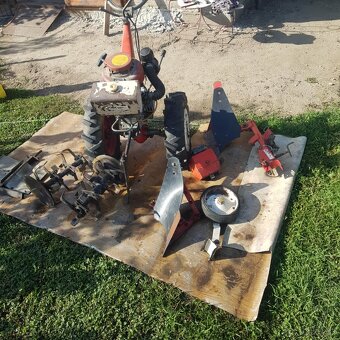 Malotraktor robi 151 na predaj - 3