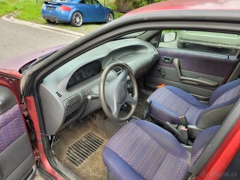 Predám Fiat punto1.1 - 3