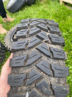 Pneu 185/65 r15 - 3
