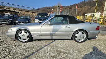 Mercedes-Benz SL 300 - 3