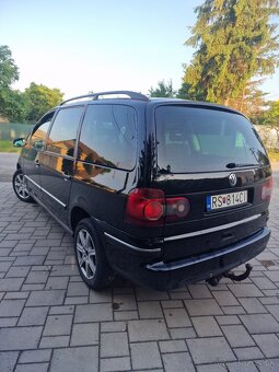 Vw sharan 1.9 tdi 85kw 7 miestni - 3