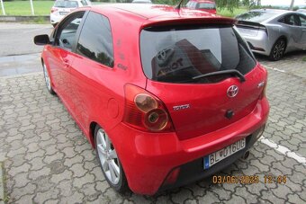 Yaris 1,8 T-sport Lux + 3D - 3