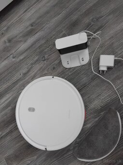 Roboticky vysavac Xiaomi E10 - 3