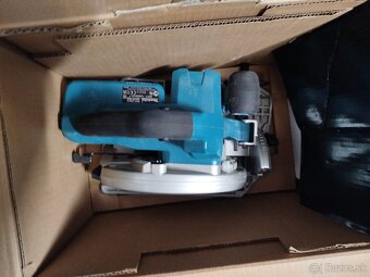 Makita DHS782Z - 3