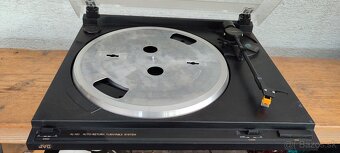 Gramofón JVC - 3