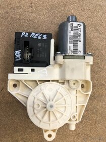 renault megane 3 motorček okna zamok stahovanie okna - 3