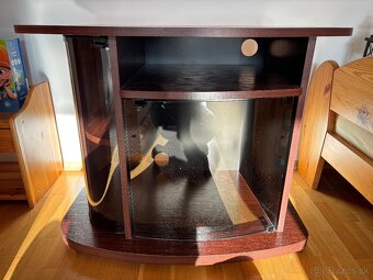 Stolík pod TV - 3