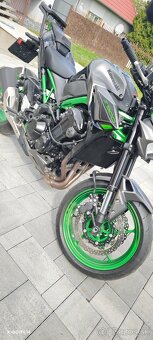 Kawasaki Z900 - 3