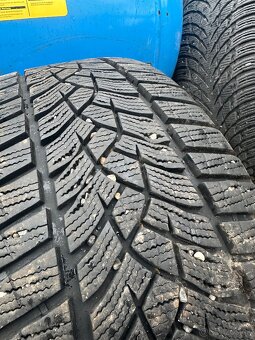 225/45 r17 Goodyear zimne - 3