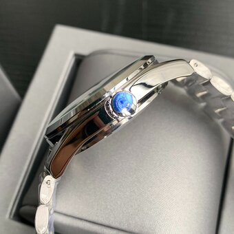Predám Omega Seamaster - 3