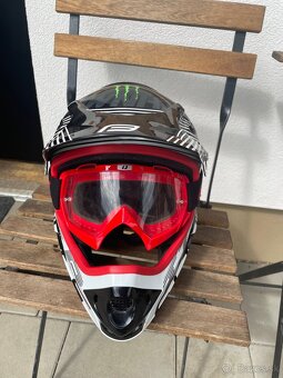 Force downhill prilba - 3