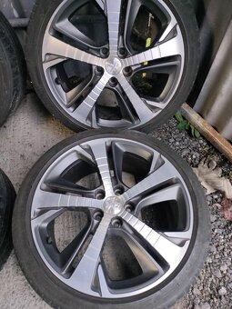 4ks alu disky orig. Peugeot 5x108 R18 225/40 r18 - 3