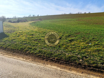 NA PREDAJ STAVEBNÝ POZEMOK – 1633 m², VÝBORNÁ POLOHA - 3