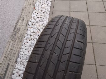 Hankook ventus prime3 x 215/65 R17 - 3