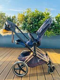 Cybex priam rose gold, farba Midnight blue - 3