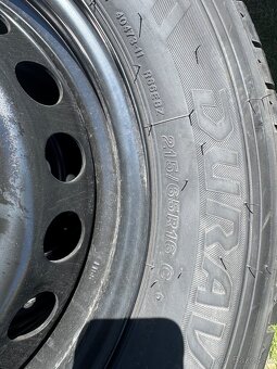 Predám letné Pneu Bridgestone Duravis 215/65 R 16C - 3