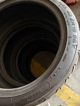235/40/19 Sebring - 3