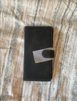 iPhone 13 PRO Čierny kryt úplne nový - 3