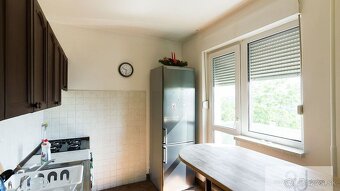 Na predaj 2-izbový byt so samostatnou kuchyňou vo vyhľadávan - 3