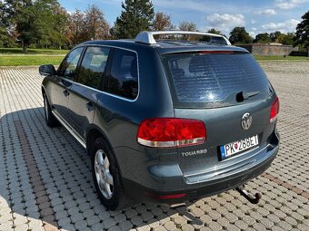 Volkswagen Touareg V10 2003 - 3