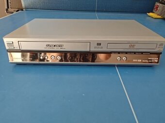 2v1 VHS HiFi Stereo 6-hlavový CD DVD TVtuner ladenie - 3