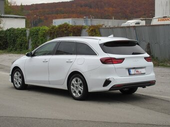 Kia Ceed SW 1.6 CRDi MHEV Gold A/T - 3