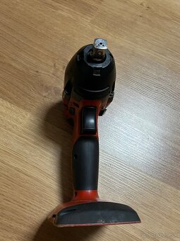 Hilti - 3