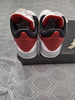 AIR JORDAN veľ.40 - 3
