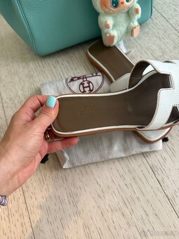 Hermes oran slapky - 3