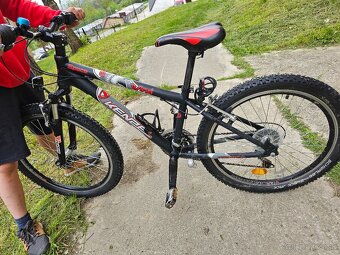 KENZEL 24 - 3