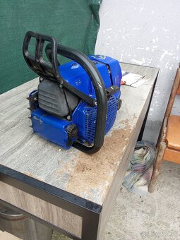 Predám túto motorovú pílu holsfarma 660 - 3