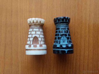 Kúpim presne taketo šachove figurky... - 3