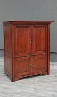 Skriňa Tv masívna. - 3