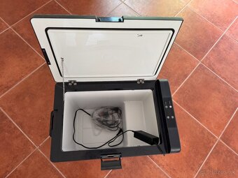 kompresorová chladnička mrazák Compass - 3