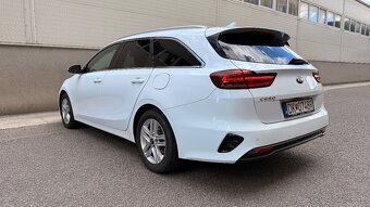 KIA Ceed SW 1.6crdi - 3