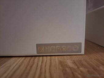 Biely radiator - 3