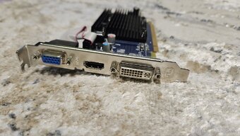 Sapphire ATI Radeon HD 4350 512MB DDR2 PCI-E 1G HM HDMI
- 3