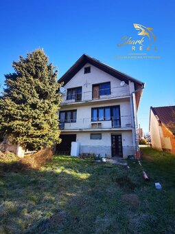 Priestranný 3-podlažný rodinný dom, pozemok 3544 m2 - 3
