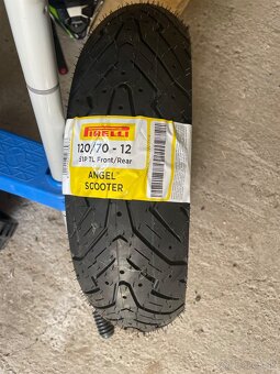Adamoto 50cc 2012 s papiermi - 3