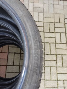 Zimne 245/35R20 95W - 3