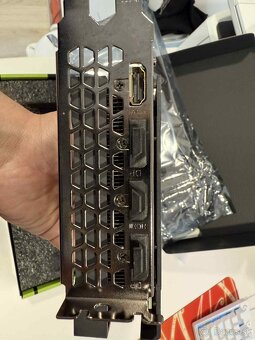 GIGABYTE GeForce RTX 3060 EAGLE OC 12G - 3
