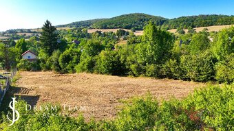 Slnečný, stavebný pozemok o veľkosti 1637m2 v obci Počúvadlo - 3